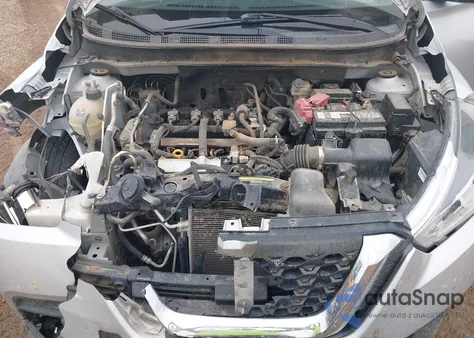 2020 Nissan Kicks Sv Xtronic Cvt from USA, damaged, VIN 3N1CP5CV7LL496745